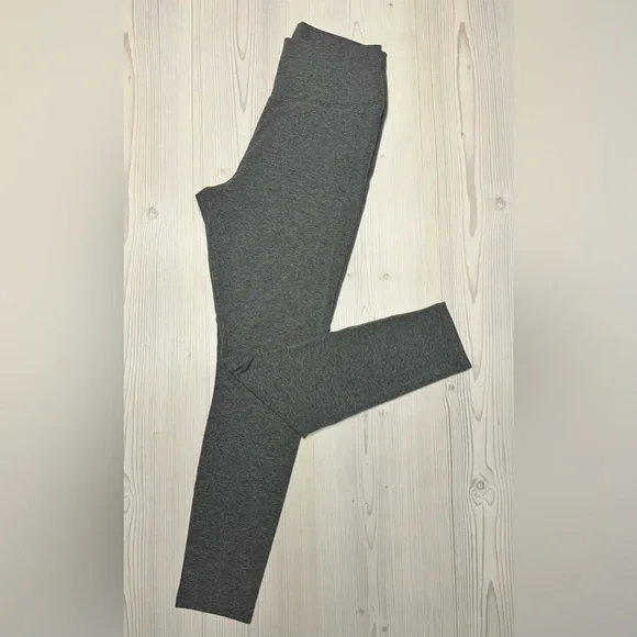 Simply Vera Vera Wang Heather Gray Size L Leggings - Picture 3 of 4